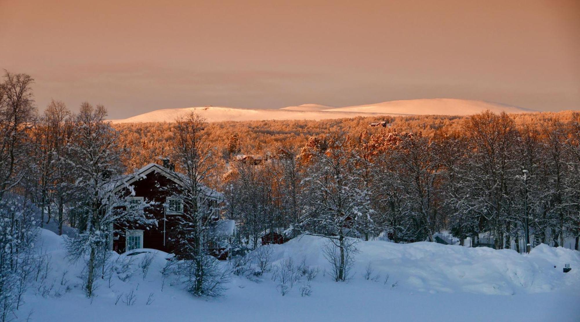 Апартаменты Lullens Stugby - Laegenhetshuset 6-9 Bruksvallarna Экстерьер фото