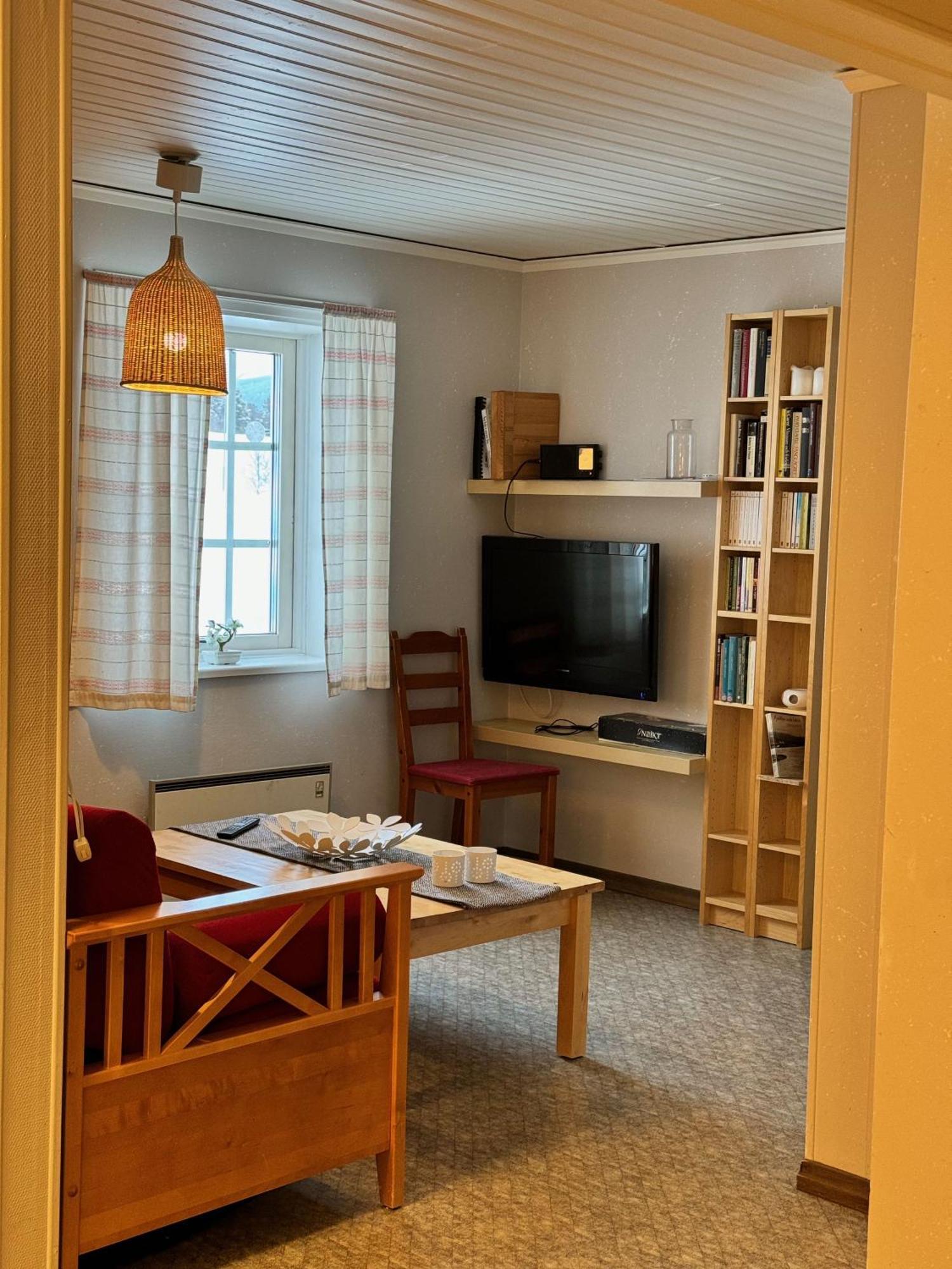 Апартаменты Lullens Stugby - Laegenhetshuset 6-9 Bruksvallarna Экстерьер фото